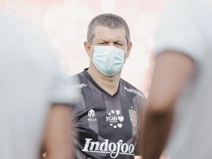Jelang Hadapi Persib, Pelatih Bali United Ungkap Komposisi Kiper