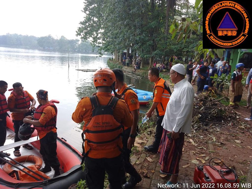 Seorang Pria Tenggelam di Situ Cikaret Bogor, Tim SAR Lakukan Pencarian