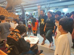 Lukisan Seniman Muda Difabel Hipnotis Pengunjung PKB 2022