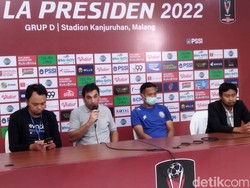 Pertahanan PSM Makassar Diakui Solid, Pelatih Arema: Mereka Main Sangat Bagus