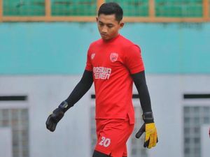 Bernardo Puji Kiper Muda PSM Makassar Clean Sheet Lawan Arema Bernardo Puji Kiper Muda PSM Makassar Clean Sheet Lawan Arema