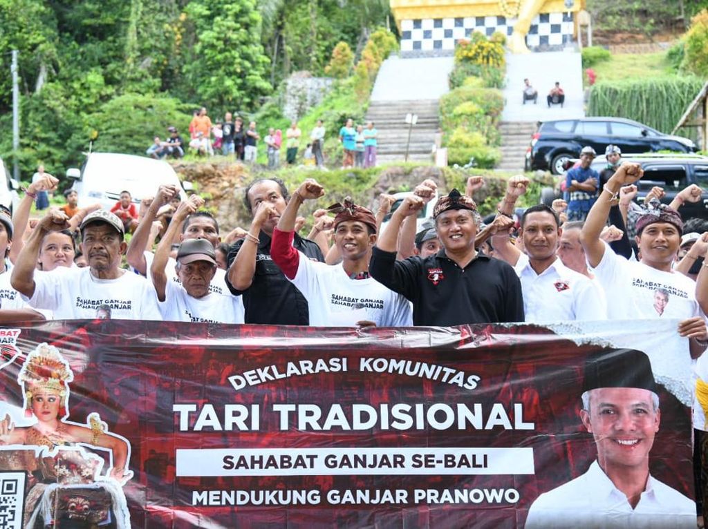 Komunitas Tari Tradisional di Bali Dukung Ganjar Nyapres 2024