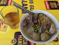 Mi Kocok Persib, Lezatnya Awet Sejak 1963