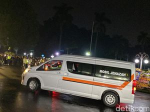 Momen Jenazah Eril Tiba di Gedung Pakuan Bandung