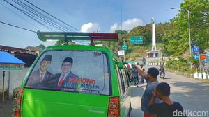 Ratusan Sopir Angkot Deklarasi Dukung Prabowo-Cak Imin Maju Pilpres