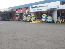 Suasana Bandara Soekarno-Hatta Jelang Kedatangan Jenazah Eril