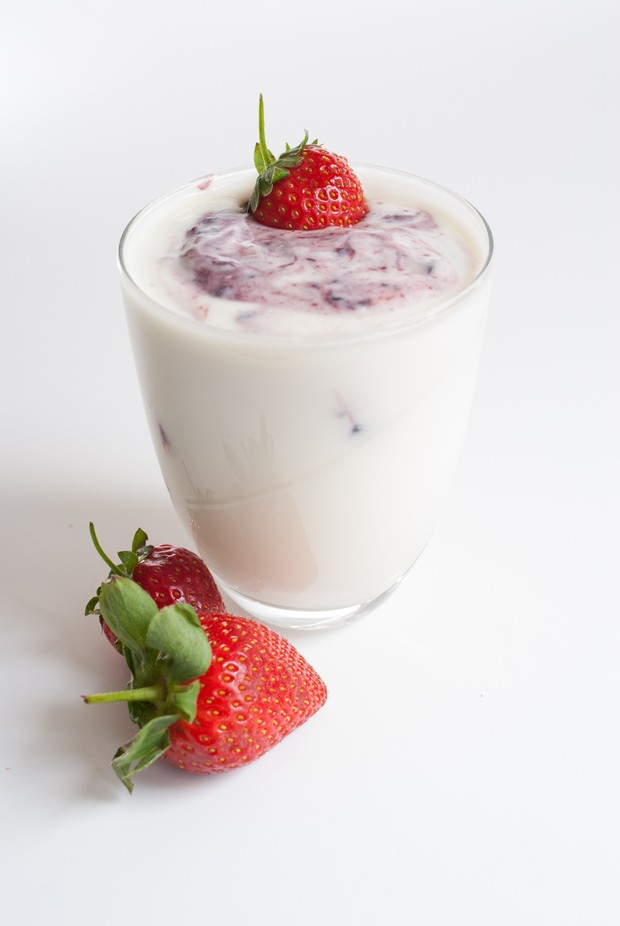 Yogurt/foto: pexels.com/daniel-trylski yogurt adalah makanan sehat yang bisa kamu konsumsi