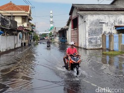 Pesisir Pasuruan Terendam Banjir Rob Diperkirakan Hingga 4 Hari ke Depan