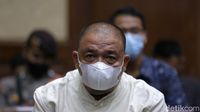Bupati Langkat Non Aktif Jalani Sidang Dakwaan