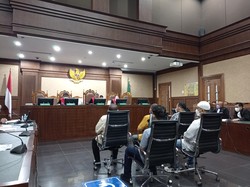 Sidang Kasus Suap Bupati Langkat, Penyuap Minta Dibebaskan