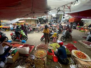 Sudah Tahu, Belum? Harga Cabai di Bekasi Tembus Rp 120 Ribu/Kg