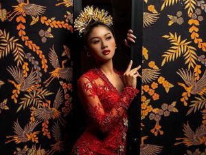 7 Potret Erina Gudono yang Digosipkan Dekat dengan Kaesang