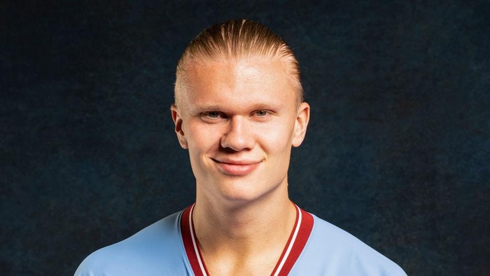 MANCHESTER, ENGLAND: In this photo released on June 13, 2022 Manchester City unveil new signing Erling Haaland at Manchester City Football Academy in Manchester, England. (Photo by Lynne Cameron - Manchester City/Manchester City FC via Getty Images)