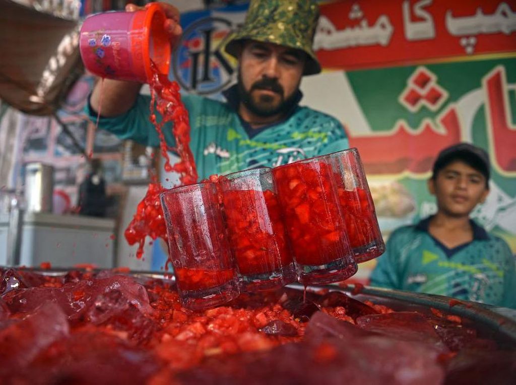Merahnya Es Semangka, Minuman Segar yang Satukan India-Pakistan