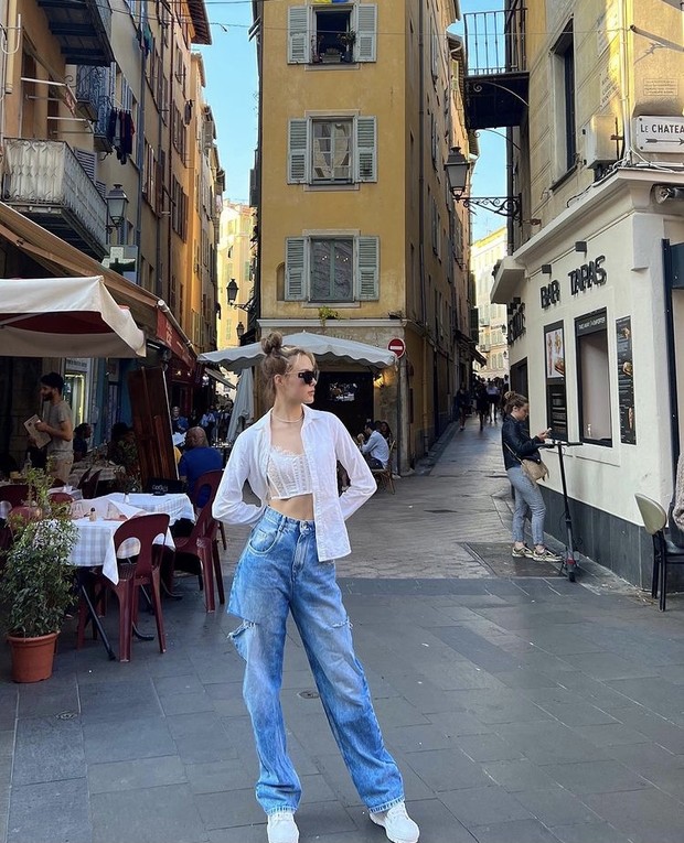 Gaya Eileen Gu di South of France/