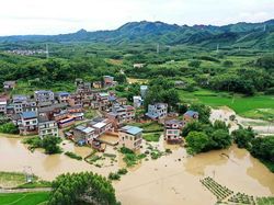 China Dilanda Banjir Parah, 33 Orang Tewas China Dilanda Banjir Parah, 33 Orang Tewas