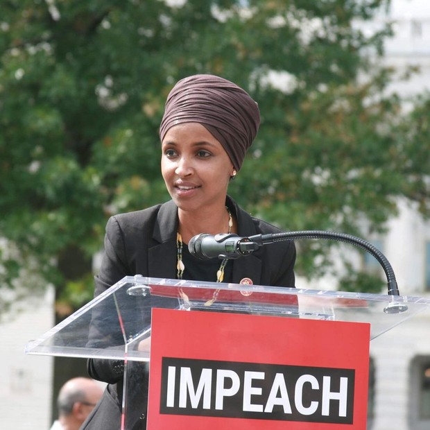 Ilhan Omar jadi satu dari dua muslim yang terpilih menjadi anggota kongres AS