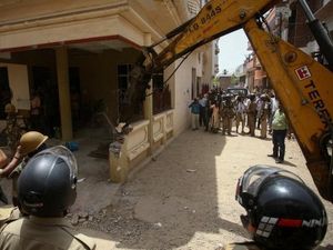 India Hancurkan Rumah Tokoh Islam Usai Protes Ujaran Nabi Muhammad