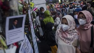 Jelang Pemakaman Eril, Lihat Lagi Momen Pelayat Padati Gedung Pakuan
