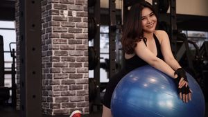 Gym Jadi Rumah Kedua, Kar Katherine Rajin Olahraga Biar Badan Nggak Kendor