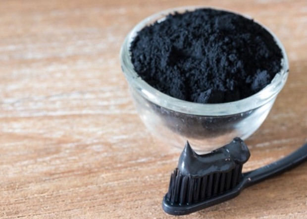 Keamanan pasta gigi arang