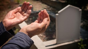 Gambaran Siksa Kubur yang Dijelaskan Melalui Al-Quran dan Hadits