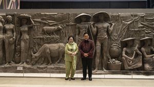 Ketika Megawati Berpose di Relief Pusat Perbelanjaan Sarinah