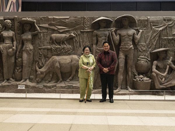 Ketika Megawati Berpose di Relief Pusat Perbelanjaan Sarinah