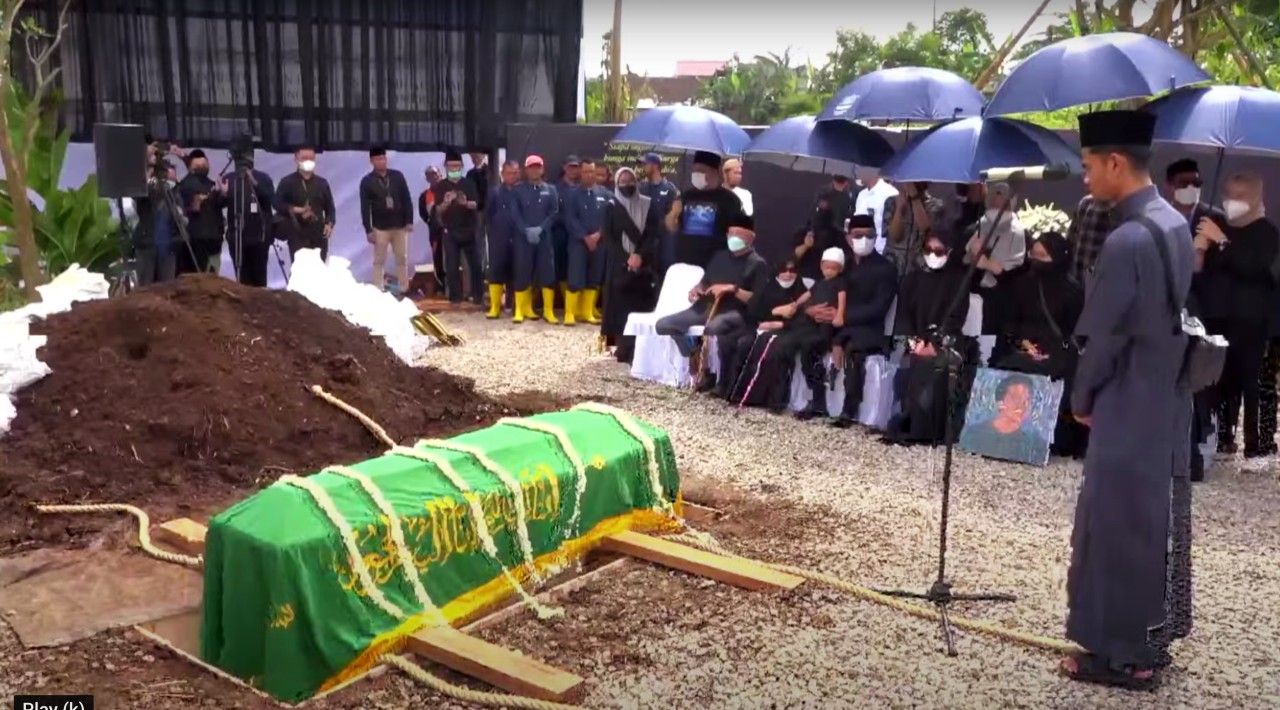 Pemakaman putra Ridwan Kamil Eril di Bandung