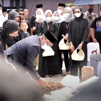 Pemakaman putra Ridwan Kamil Eril di Bandung