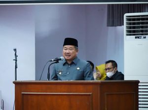 Rapat Paripurna, Bupati Garut Sampaikan LPP APBD 2021 hingga Bahas PMK