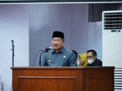 Rapat Paripurna, Bupati Garut Sampaikan LPP APBD 2021 hingga Bahas PMK