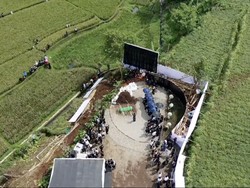 Ridwan Kamil Persilakan Warga Ziarah ke Makam Eril, Pagi hingga Sore