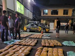 Polres Jakbar Tangkap Kurir Jaringan Sumatera, 3 Karung Ganja Disita