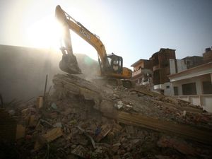 Foto Penghancuran Rumah Tokoh Islam di India Gegara Demo Nupur Sharma Foto Penghancuran Rumah Tokoh Islam di India Gegara Demo Nupur Sharma