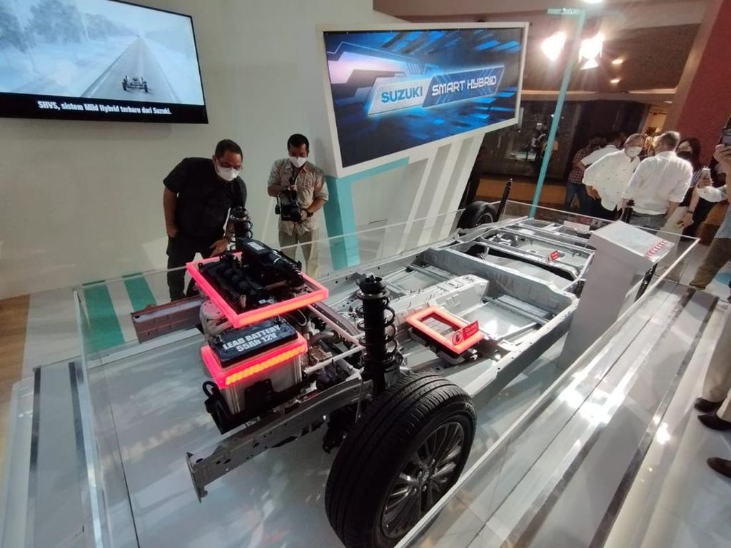 Catat! Hal-hal Ini Nggak Boleh Dilakukan pada Baterai Suzuki Ertiga Hybrid Catat! Hal-hal Ini Nggak Boleh Dilakukan pada Baterai Suzuki Ertiga Hybrid