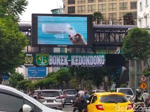 Wajah Jalan di Surabaya Jelang Ultah Persebaya Wajah Jalan di Surabaya Jelang Ultah Persebaya