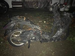 Viral Motor Hangus Terbakar Dilempar Molotov di Cimahi