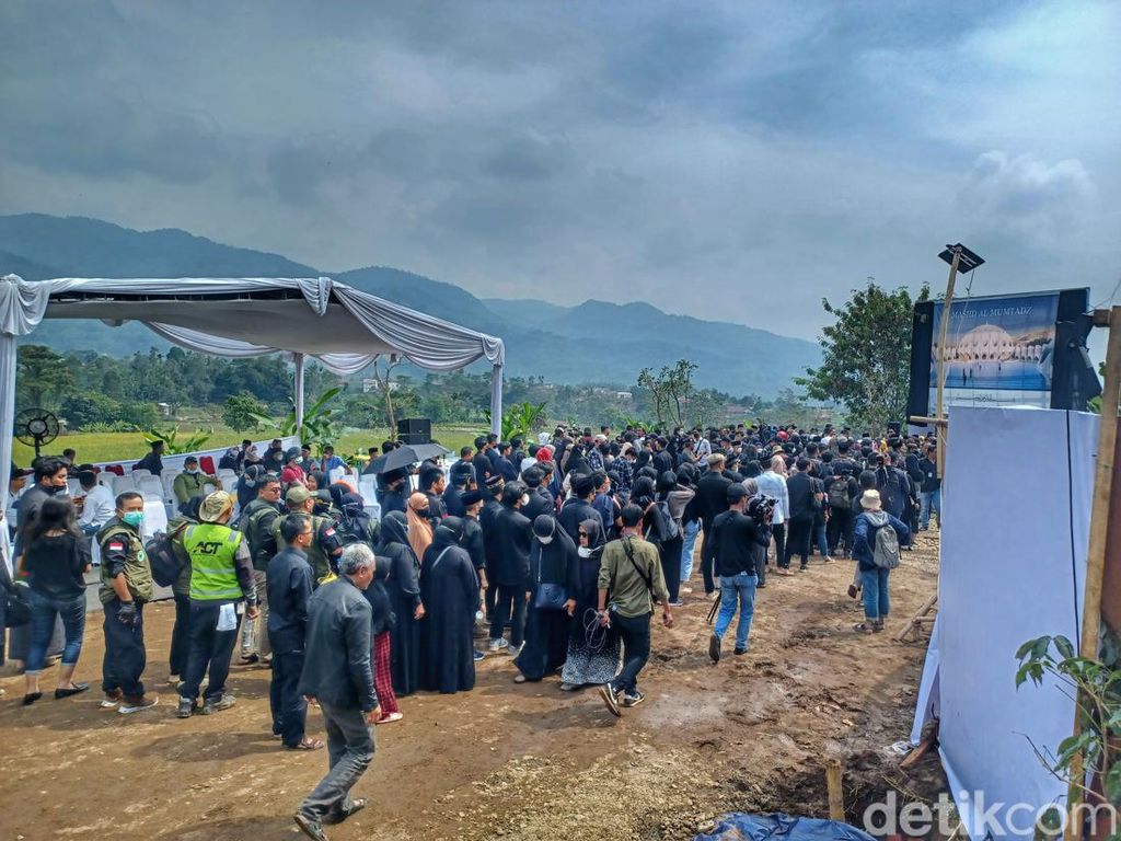 Arti Nama Baitul Ridwan, Islamic Centre Lokasi Pemakaman Eril