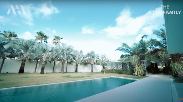 8 Potret Vila Sewaan Atta-Aurel saat Pindah Sementara di Bali, Mewah!