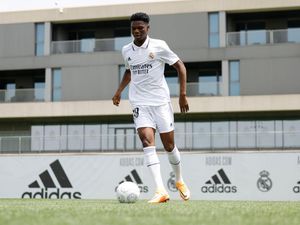 Lirikan Real Madrid Bikin Tchouameni Kebal Godaan Klub Lain! Lirikan Real Madrid Bikin Tchouameni Kebal Godaan Klub Lain!