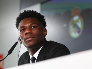 MU Dikabarkan Kirim Utusan Dekati Aurelien Tchouameni MU Dikabarkan Kirim Utusan Dekati Aurelien Tchouameni