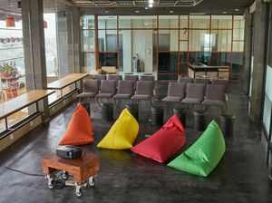 3 Fakta Soal Gaya Hidup Mentereng Karyawan Startup 3 Fakta Soal Gaya Hidup Mentereng Karyawan Startup