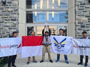 Bravo! Mahasiswa RI Ukir Prestasi dalam Kompetisi Peluncuran Satelit di AS Bravo! Mahasiswa RI Ukir Prestasi dalam Kompetisi Peluncuran Satelit di AS