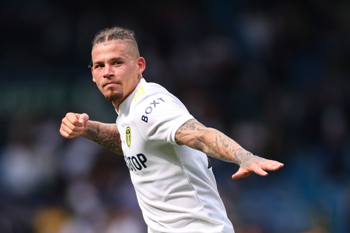 Kalvin Phillips LEEDS, ENGLAND - MAY 15: Kalvin Phillips of Leeds United celebrates at full time during the Premier League match between Leeds United and Brighton & Hove Albion at Elland Road on May 15, 2022 in Leeds, United Kingdom. (Photo by Robbie Jay Barratt - AMA/Getty Images)