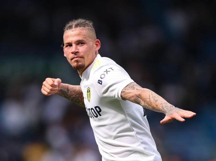 LEEDS, ENGLAND - MAY 15: Kalvin Phillips of Leeds United celebrates at full time during the Premier League match between Leeds United and Brighton & Hove Albion at Elland Road on May 15, 2022 in Leeds, United Kingdom. (Photo by Robbie Jay Barratt - AMA/Getty Images)