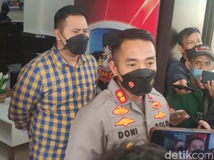 Polisi soal Label Gereja di Tenda Bantuan Cianjur Dicopot: Bukan Aksi Intoleran Polisi soal Label Gereja di Tenda Bantuan Cianjur Dicopot: Bukan Aksi Intoleran