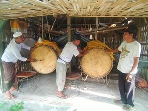 Kendang Mebarung Kesenian Khas Jembrana, Sempat Berjaya Tahun 1970-an Kendang Mebarung Kesenian Khas Jembrana, Sempat Berjaya Tahun 1970-an