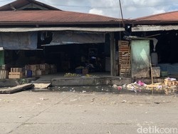 Cerita Asyiknya Berburu Baju Bekas di Pasar Gedebage Bandung