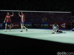 Pertarungan Sengit Ganda Putri Nomor 1 Dunia dengan Pasangan Korea